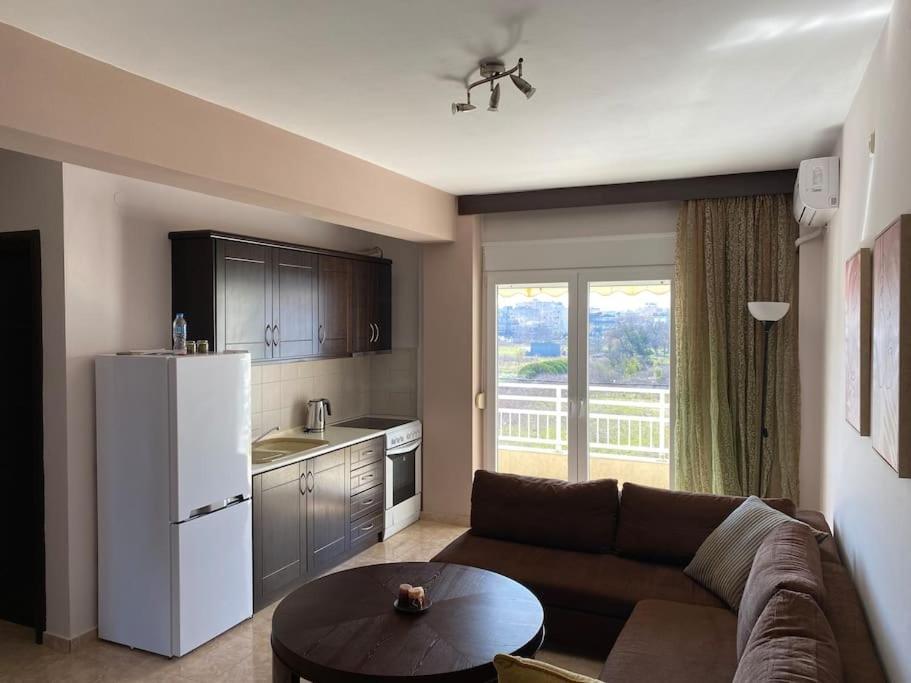 Raise Mirivili Serviced Apartment Alexandroúpoli Eksteriør bilde