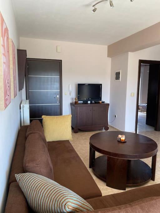 Raise Mirivili Serviced Apartment Alexandroúpoli Eksteriør bilde